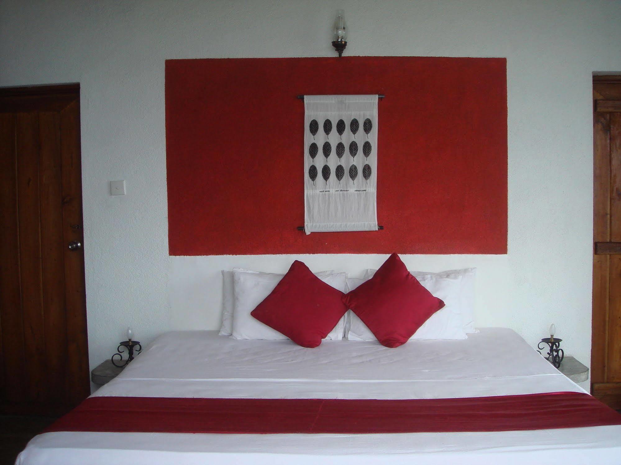 Club Lespri Hotel Palle Deltota Buitenkant foto